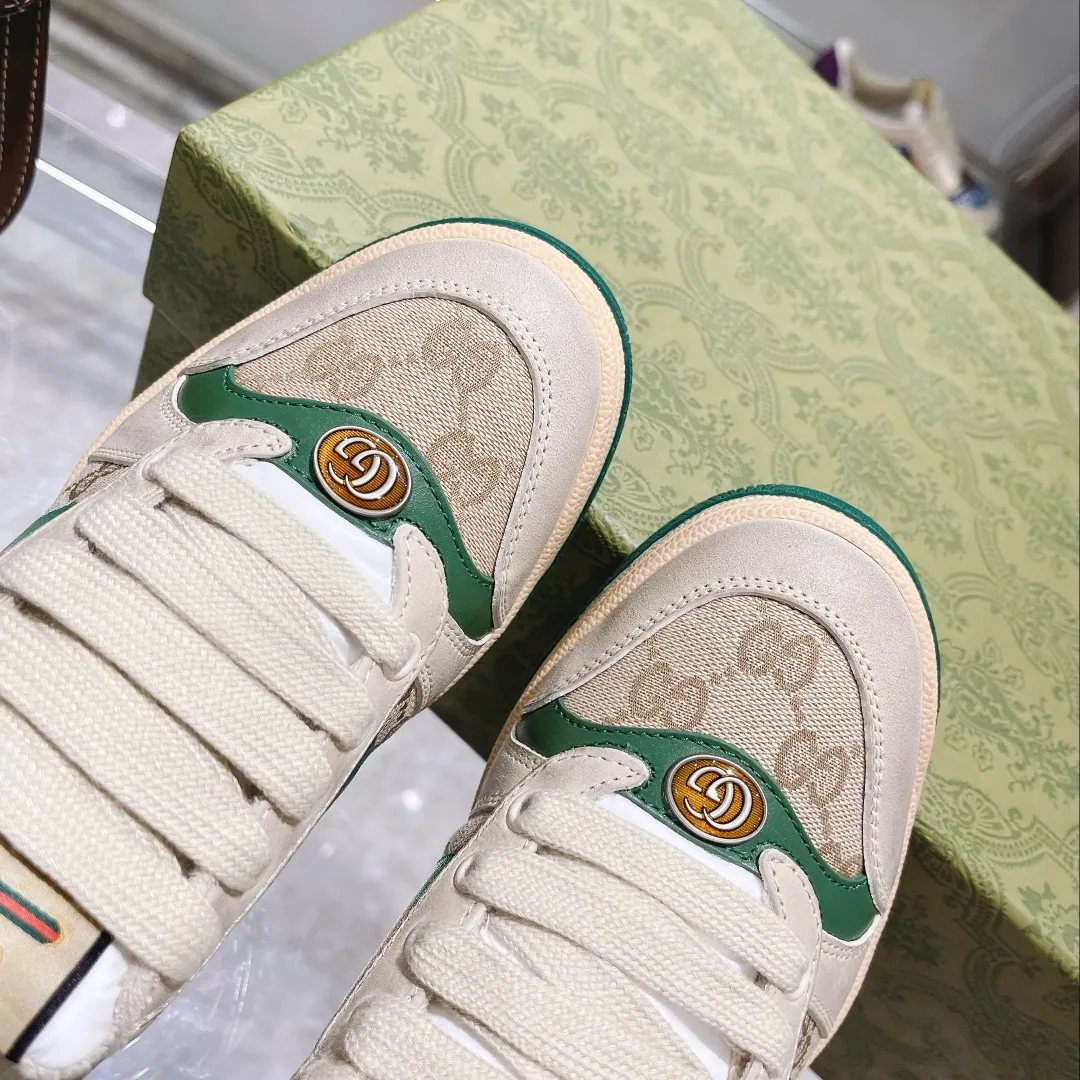 👟👟Ex-factory price 480👟👟 Women's Shoes Women's Clothing GUCCI's first generation of dirty shoes was born, adding a star to the luxury world Trendy brands, alternative, magical, retro, etc. are integrated into one. The contrasting colors of cowhide fabrics stimulate the vision. Various combinations and various techniques. ✍ Among them, the Gucci logo pattern is interspersed with design, which is vivid. The cowhide punching process is retro and old, and the logo element of trendy men and trendy women. Original original and correct lining, imported fiber towels, more comfortable, shoe packaging technology increases comfort, beautiful on the outside, more beautiful on the inside, spiritual design 🌼The feet are made of beige matte cowhide, with contrasting distressed fabrics, skillful workmanship, overall color balance, imported pure T👟👟Ex-factory price U sole, no impurities, clear texture, orderly arrangement, wear-resistant and non-slip. Couple model: 34-45